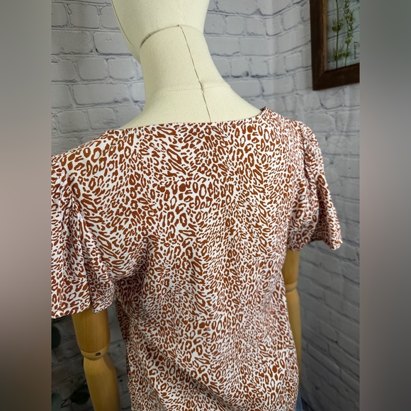 Loft animal print Flutter Sleeve top - Picture 4 of 6